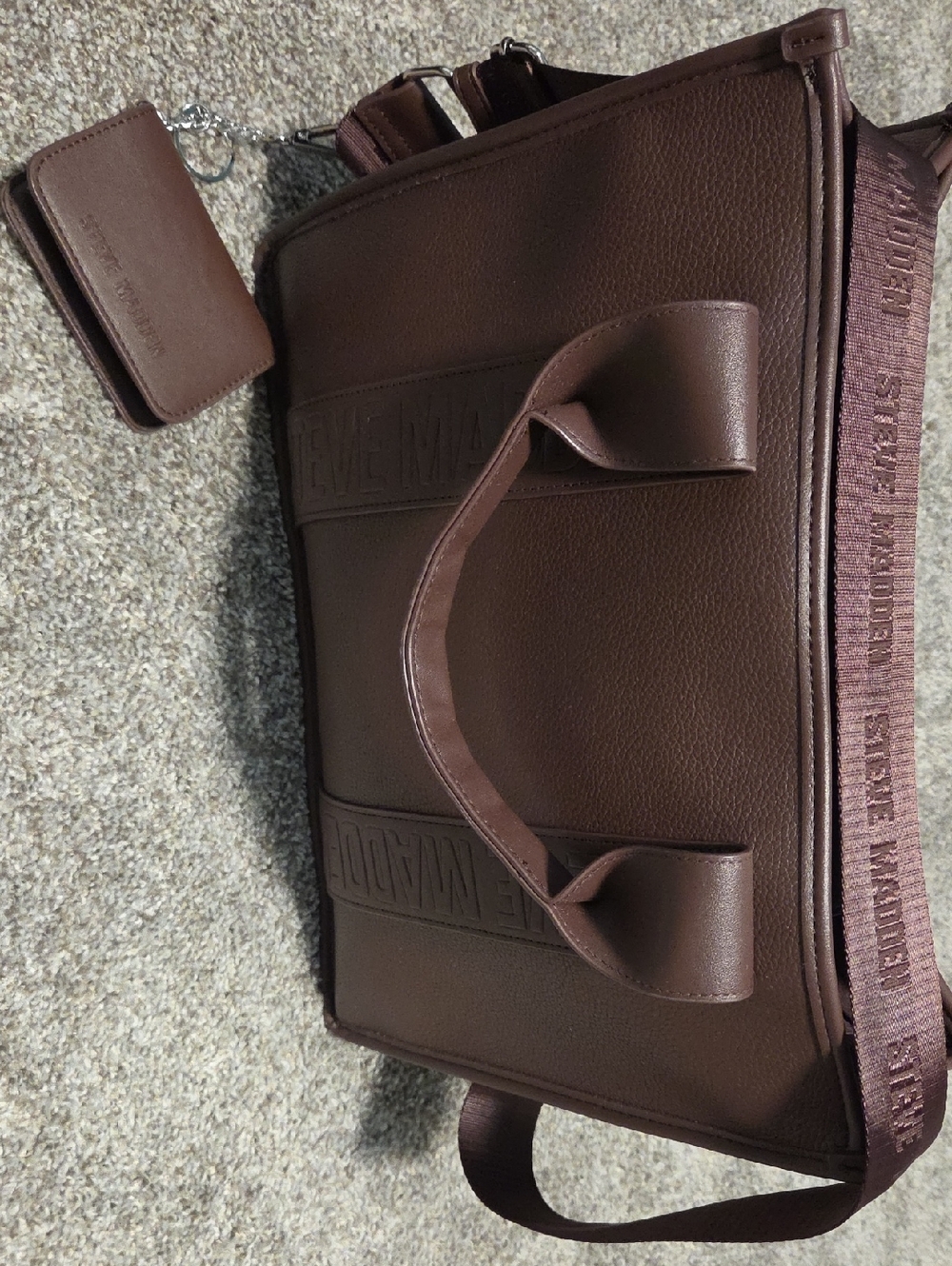 Women Brown Leather Bag- Stylish Travel Tote